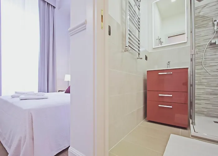 Gemini Suites Navona